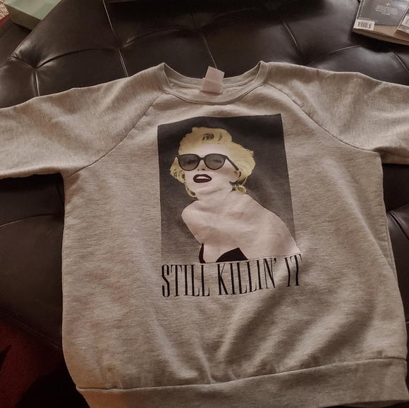 Marilyn Monroe Sweatshirt - Picture 5 of 5